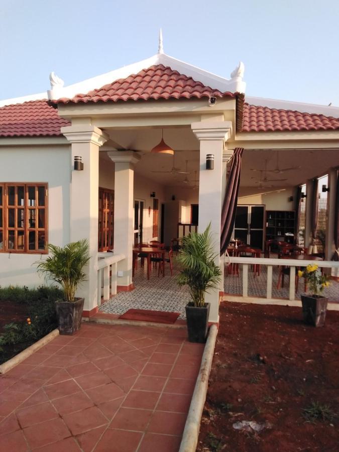 Koh Ker Temples Garden Hotel&Restaurant Phumi Moreal Bagian luar foto